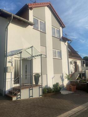 Foto - Karthause: Einfamilienhaus mit ELW, Garten & Blick