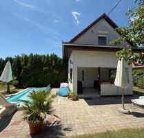 LAST MINUTE ab 23.08.2025 - Ferienhaus mit Pool am Balaton - München Altstadt-Lehel