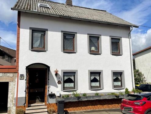 Foto - Modernisiertes EFH mit Einliegerwohnung, Garten & Pool