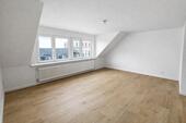 Foto - Erstbezug: Moderne 4ZK2B-Maisonette-Wohnung mit Balkon – 130 m²