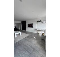 Zentrale Wohnung 4 Zimmer und Garage durchgang zum Haus - Marktredwitz