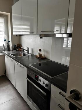 Foto - Moderne 3-Zimmer-Wohnung mit Einbauküche - Hochparterre m. Balkon