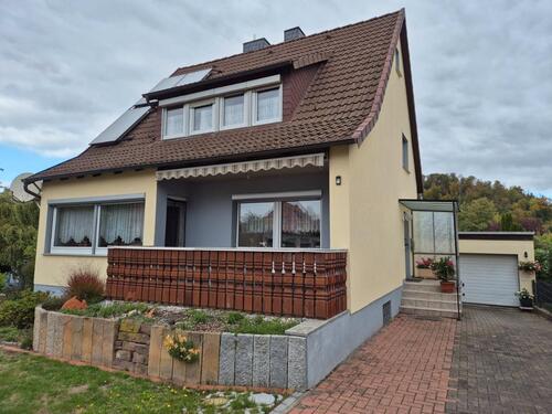 Foto - Delligsen Ein-Zweifamilienhaus 160m² - 7 Zi - 677m² Grundstück