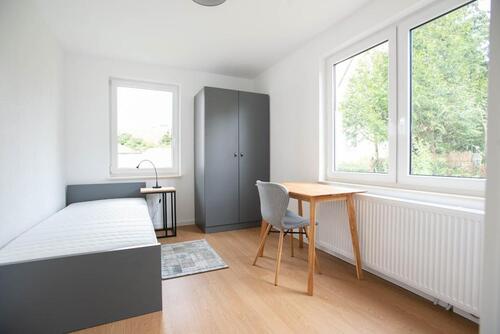 Foto - vollmöbliertes WG-Zimmer Designerhaus