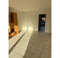 Wunderschöne - frisch renovierte Wohnung im 1. Obergeschoss in Idyllischer Wohnanlage mit optionaler Garage - Mönchengladbach Süd