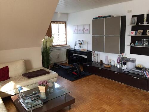 Foto - 3 Zimmer Dachgeschoßwohnung zur Miete in Dettelbach