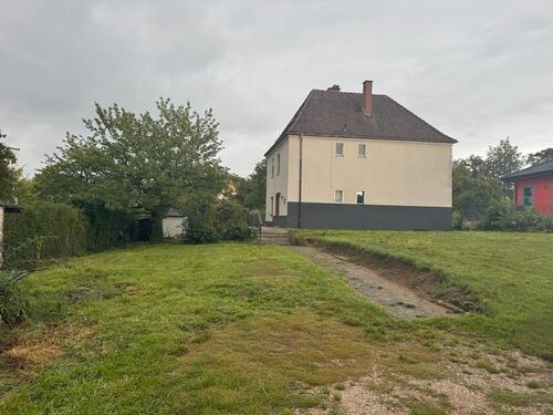 Foto - 2 Familien Haus frisch saniert mit 1000qm Grundstück