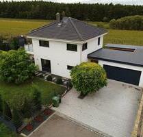 Einfamilienhaus in Bodenwöhr – modern, effizient, familienfreundl