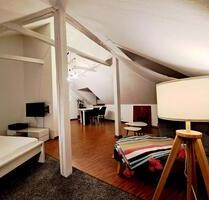 Schöne Dachgeschosswohnung im Zentrum von Telgte – möbliert | 6–9