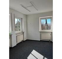 Praxis in Buchloe zu vermieten - 850,00&nbsp;EUR Kaltmiete, ca.&nbsp; 67,00&nbsp;m&sup2; in Buchloe (PLZ: 86807)