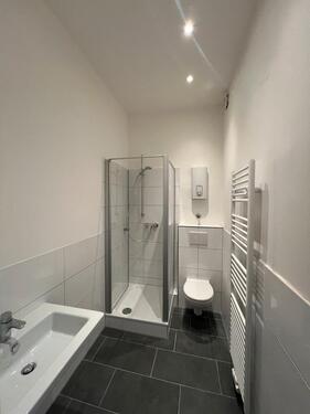 Foto - Erstbezug nach Sanierung mit neuem Bad und Küche am Krayer Markt