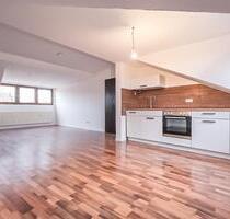 Frisch renovierte 2-Zi-Wohnung inkl. Einbauküche - Nürnberg Eibach
