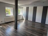 Foto - Große Wohnung, 312 Zimmer, Tageslicht, ruhige Lage