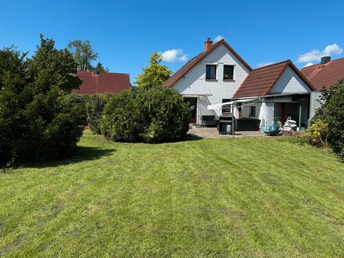 Foto - Einfamilienhaus mit großem Garten in ruhiger Lage von Sande