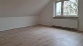 Foto - GF-Stadt zentral: renovierte 2-Zi.-DG-Whng.