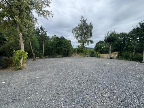 Foto - Parkplatz Außen Stellplatz für Womo Wowa Boot PKW Anhänger Auto