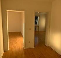 E-Holsterhausen helle 2 R.-Whg. im 4. OG zu vermieten - Essen Stadtbezirk III