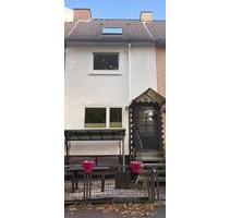 Reihenmittelhaus direkt am Park in Kassel-Niederzwehren, Haus