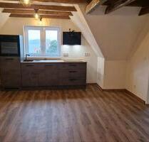 WOHNUNG 80 m2 FRISCH RENOVIERT - 700,00&nbsp;EUR Kaltmiete, ca.&nbsp; 80,00&nbsp;m&sup2; in Diepholz (PLZ: 49356)