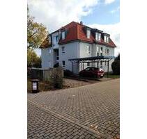 Charmante 2-Zimmer-Wohnung mit Balkon, EBK & Stellplatz in Erfurt