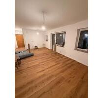 Frisch sanierte moderne 2-Raum-Wohnung mit offenem Grundriss - Recklinghausen König Ludwig