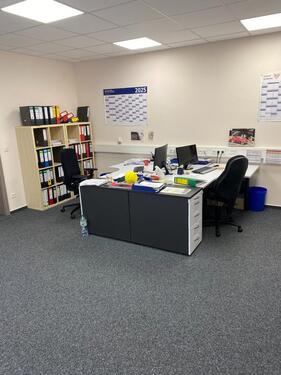 Foto - Büroräume ab 01.05.2026 - 9,00&nbsp;EUR Kaltmiete, ca.&nbsp; 100,00&nbsp;m&sup2;