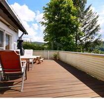 3-Zimmer-Wohnung mit Sonnenterrasse und Talblick in Schmitten - Bad Soden am Taunus