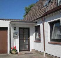 DHH Nähe WKK BBZ zu vermieten! - 675,00&nbsp;EUR Kaltmiete, ca.&nbsp; 89,00&nbsp;m&sup2; in Heide (PLZ: 25746)