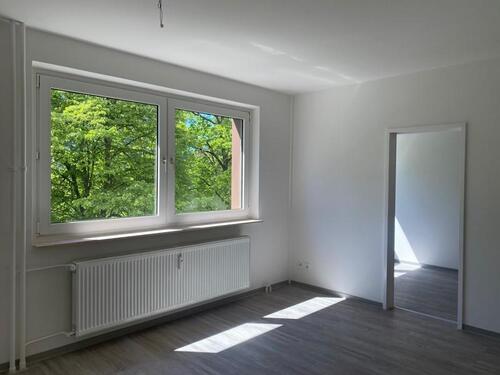 Foto - Sanierte und renovierte 2-Zimmer-Wohnung mit Balkon