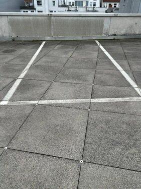 Foto - Parkplatz in Hamburg Schnelsen zu vemieten, ab 01.07.2026