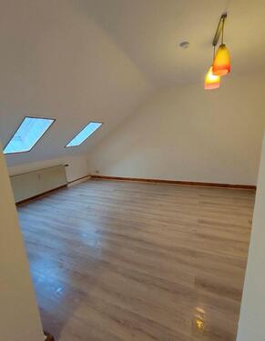 Foto - Schöne 5 Zimmer Wohnung - 100 qm