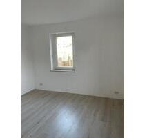 Familienfreundliche 4-Zimmer-Maisonette-Wohnung mit Garten - Zwickau Cainsdorf