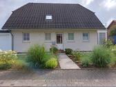 Foto - Einfamilienhaus mit Garage in Lauenhagen in ruhiger Sackgassenlag