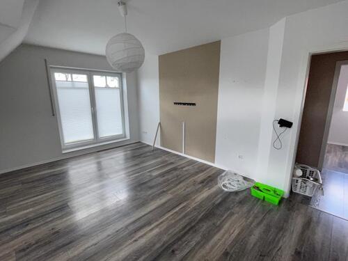 Foto - Zentrum Remels ruhig Charmante 3-Zimmer-Wohnung 65qm mit Balkon