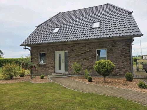 Foto - Einfamilienhaus Wohnhaus 127 qm Haus Grundstück 1152 qm Landhaus