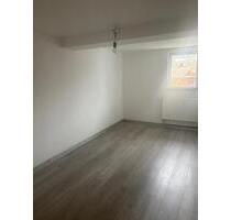 moderne 4-Zimmer Wohnung - 750,00&nbsp;EUR Kaltmiete, ca.&nbsp; 98,00&nbsp;m&sup2; in Reichelsheim (Odenwald) (PLZ: 64385)