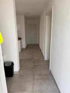 Foto - 3 Zimmer Wohnung zu sofort - 1.000,00&nbsp;EUR Kaltmiete, ca.&nbsp; 120,00&nbsp;m&sup2;