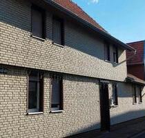 Haus mit Nebengelass und Scheune - Körner