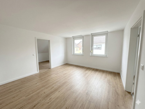 Foto - 2 Zimmer Dachgeschoßwohnung zur Miete in Neustadt bei Coburg