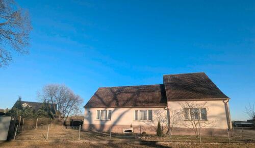 Foto - Haus mit Sanierungsbedarf - sofort nutzbar, ideal für Projektentw