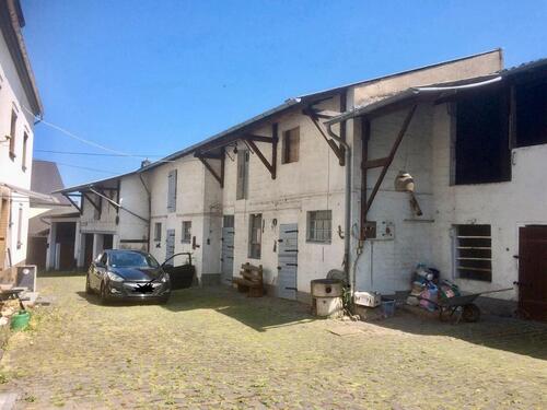 Foto - 10 Zimmer Bauernhaus, Landhaus zum Kaufen in Nickenich
