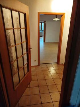 Foto - Schöne, neu renovierte 3-Zimmer-Küche-Bad Wohnung – 74 m²