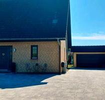 Charmantes Einfamilienhaus mit großem Grundstück nahe Greifswald - Süderholz