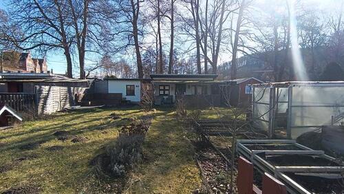 Foto - Gepflegter Pachtgarten in top Zustand - Massivhütte mit Bachzug.!