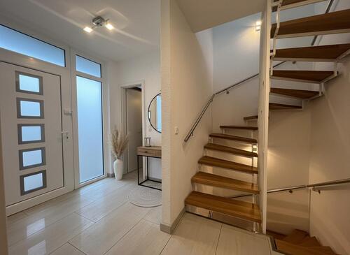 Foto - Familientraum mit ELW, Kamin, Garage & 2 Stellpl. in zentraler guter Wohnlage