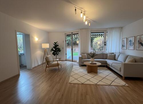 Foto - 9 Zimmer Einfamilienhaus zur Miete in Usingen