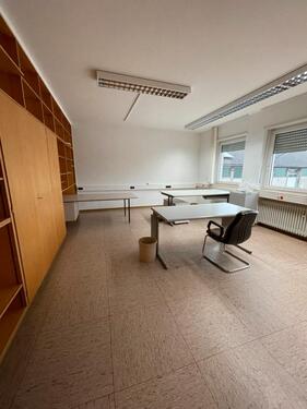 Foto - Büro Praxis zu vermieten - 980,00&nbsp;EUR Kaltmiete, ca.&nbsp; 6,00&nbsp;m&sup2;