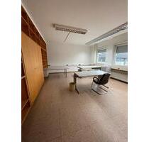 Büro Praxis zu vermieten - 980,00&nbsp;EUR Kaltmiete, ca.&nbsp; 6,00&nbsp;m&sup2; in Herbstein (PLZ: 36358)