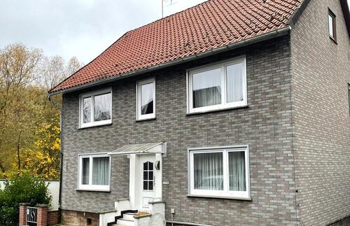 Foto - Einfamilienhaus mit großem Grundstück in idyllischer Dorflage