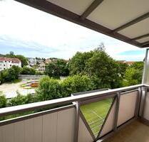 Wunderschöne 3-RW mit Balkon! - 335,00&nbsp;EUR Kaltmiete, ca.&nbsp; 61,00&nbsp;m&sup2; in Weida (PLZ: 07570)